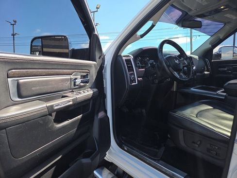 Used 2014 RAM 2500 Limited image 7