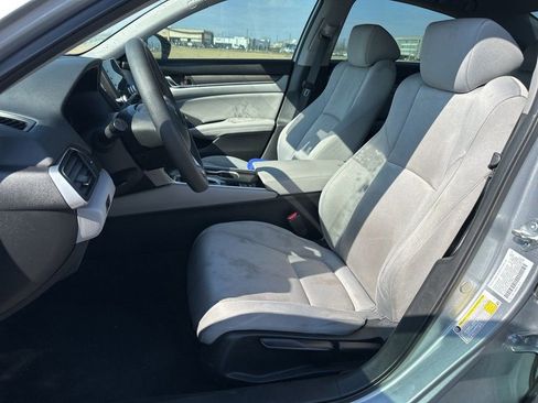 Used 2018 Honda Accord LX image 18