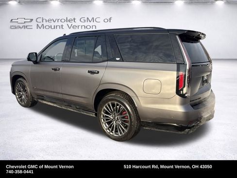 Used 2024 Cadillac Escalade V image 3