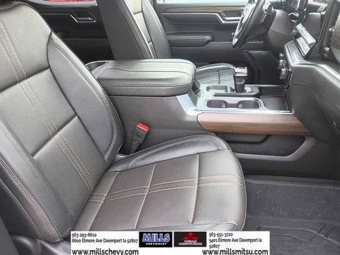 Used 2024 Chevrolet Silverado 1500 High Country w/ High Country Premium Package image 17