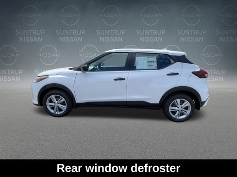 New 2025 Nissan Kicks Play S FWD image 6
