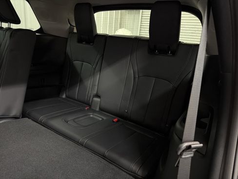 Used 2026 INFINITI QX60 Pure w/ Cargo Package FWD image 33