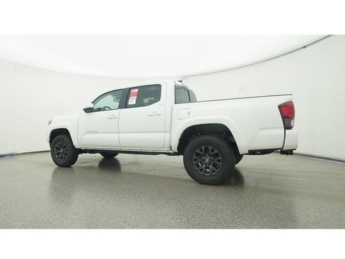 Used 2023 Toyota Tacoma SR5 w/ Technology Package RWD image 26