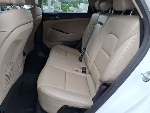 Used 2018 Hyundai Tucson SEL Plus w/ Cargo Package AWD/4WD image 10