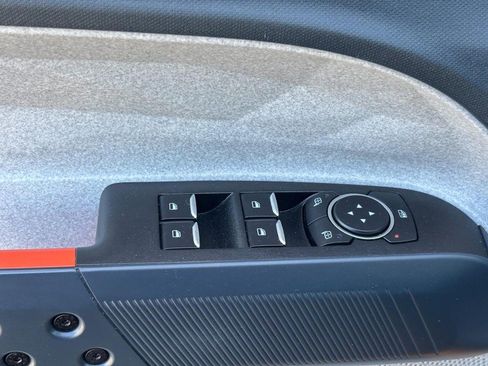 Used 2022 Ford Maverick XLT image 17