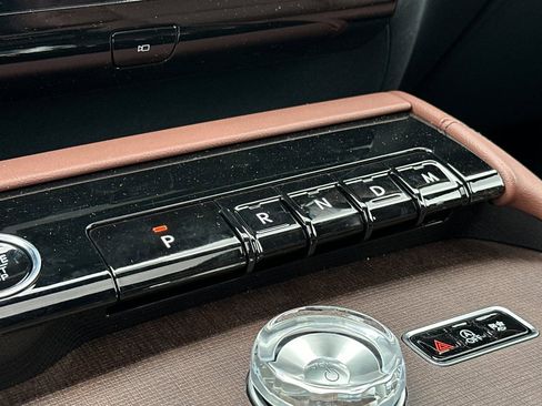 New 2026 Lincoln Navigator Reserve AWD/4WD image 22