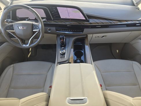 Used 2022 Cadillac Escalade Sport Platinum w/ Heavy-Duty Trailer Package image 29