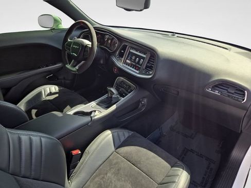 Used 2019 Dodge Challenger SRT Hellcat Redeye RWD image 33