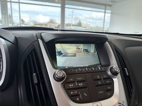 Used 2017 Chevrolet Equinox LT w/ Sport Edition image 24