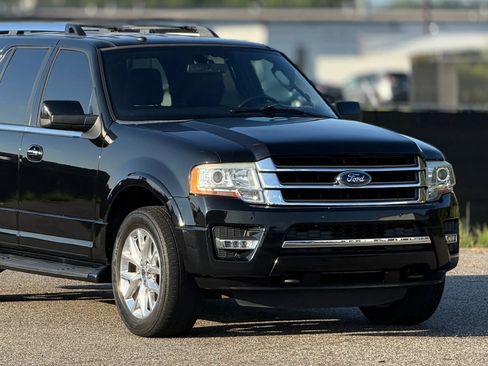 Used 2017 Ford Expedition Limited AWD/4WD image 15