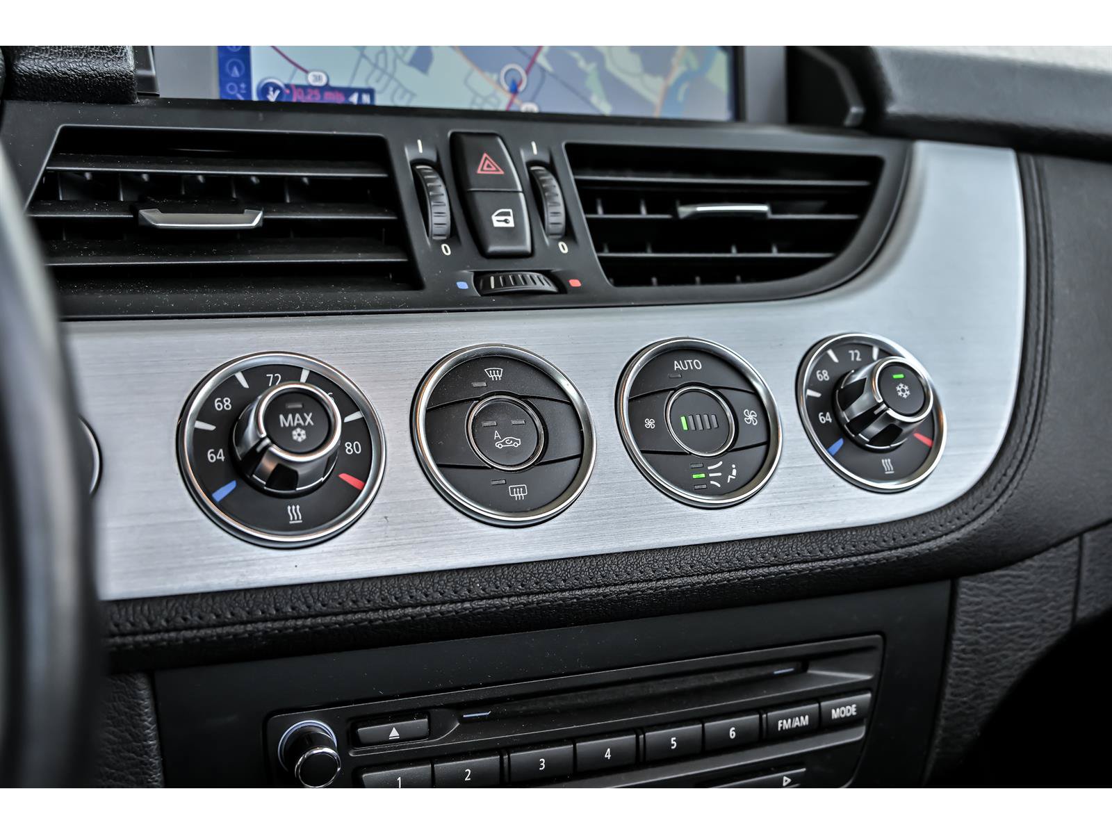 Used 2011 BMW Z4 sDrive35i RWD image 18