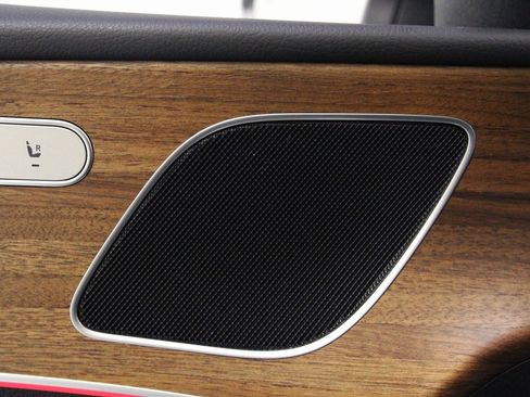 Certified 2024 Mercedes-Benz GLE 350 4MATIC w/ Winter Package image 24