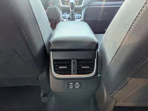Used 2023 Subaru Outback Premium image 13