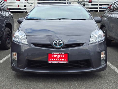 Used 2011 Toyota Prius Four FWD image 2