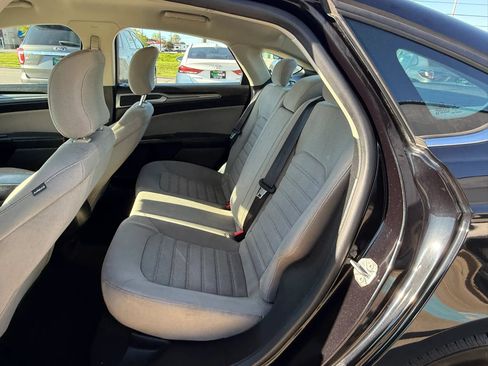 Used 2019 Ford Fusion S FWD image 20