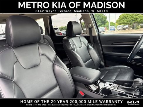 Used 2023 Kia Telluride S AWD/4WD image 48