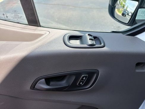 Used 2025 Ford Transit 250 Low Roof w/ Exterior Upgrade Package RWD image 18