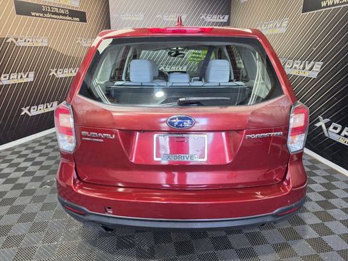 Used 2018 Subaru Forester 2.5i AWD/4WD image 6