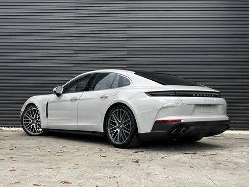 Certified 2026 Porsche Panamera 4 AWD/4WD image 3