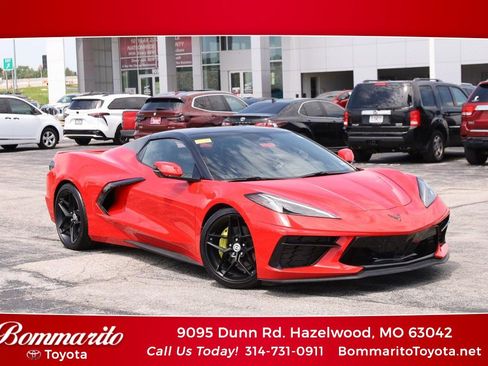 Used 2024 Chevrolet Corvette Stingray Convertible w/ 1LT RWD image 1