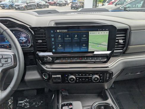 Used 2025 Chevrolet Silverado 1500 ZR2 w/ Technology Package AWD/4WD image 20
