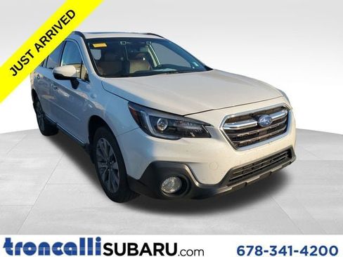 Used 2018 Subaru Outback 3.6R Touring AWD/4WD image 1