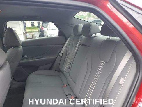 Certified 2025 Hyundai Elantra SEL FWD image 26