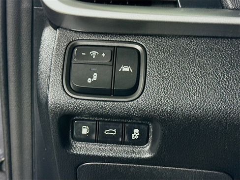 Used 2019 Kia Optima S image 17