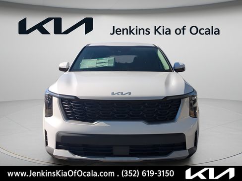 New 2026 Kia Sorento LX FWD image 8