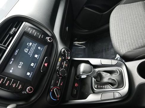 Used 2020 Kia Soul GT-Line image 20