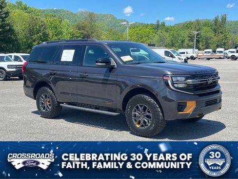 Certified 2026 Ford Expedition Tremor AWD/4WD image 1