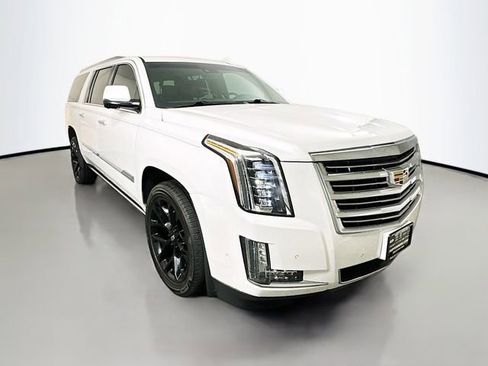 Used 2019 Cadillac Escalade ESV Platinum AWD/4WD image 1