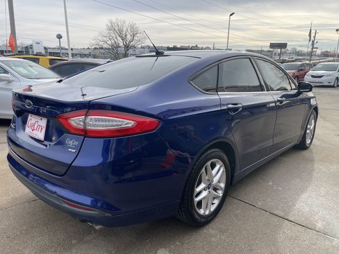 Used 2013 Ford Fusion SE image 5