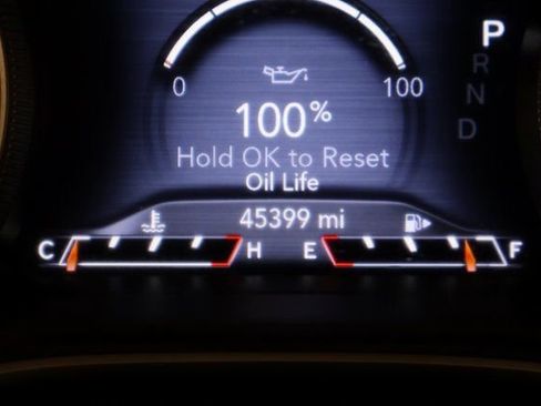 Used 2020 Jeep Cherokee Trailhawk w/ Comfort/Convenience Group image 16