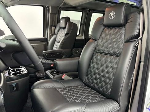 New 2026 GMC Savana 2500 w/ Driver Convenience Package RWD image 20