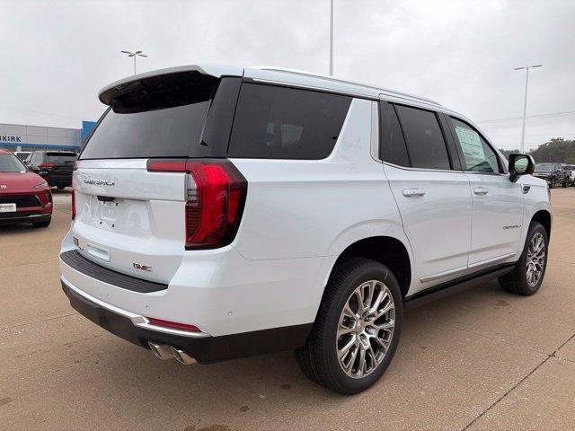 New 2026 GMC Yukon Denali w/ Denali Reserve Package AWD/4WD image 3