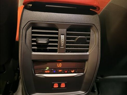 Used 2025 BMW M3 Competition AWD/4WD image 27