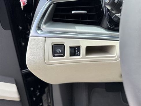 New 2025 Cadillac XT5 Premium Luxury image 11