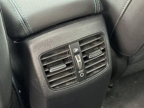 Used 2022 Kia Niro EX Premium image 40