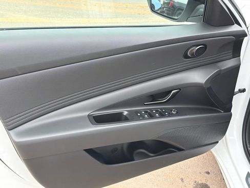New 2026 Hyundai Elantra Sport FWD image 11