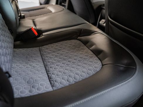 Used 2018 Chevrolet Colorado Z71 image 33