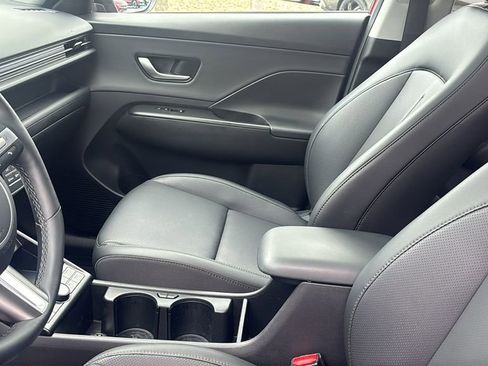 Used 2024 Hyundai Kona Limited AWD/4WD image 23