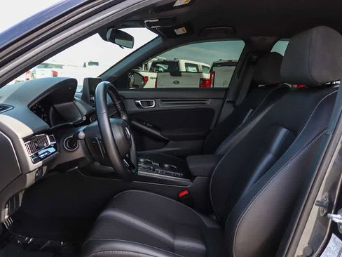 Used 2025 Honda Civic Sport image 17