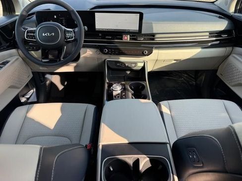 New 2026 Kia Carnival SX Prestige image 11