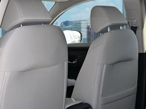 New 2026 Honda HR-V LX image 19