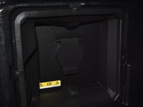 Used 2023 Ford F150 Lariat w/ Equipment Group 502A High image 56