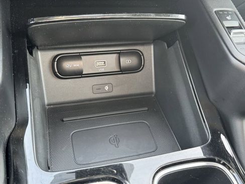 Used 2021 Kia Telluride EX w/ EX Premium Package image 21