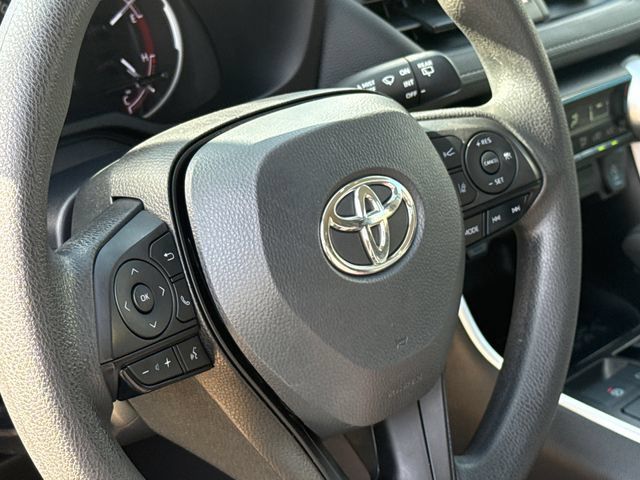 Used 2024 Toyota RAV4 LE FWD image 20