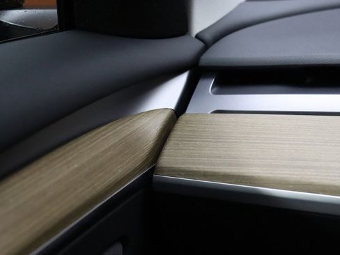 Used 2022 Tesla Model 3 Long Range image 48