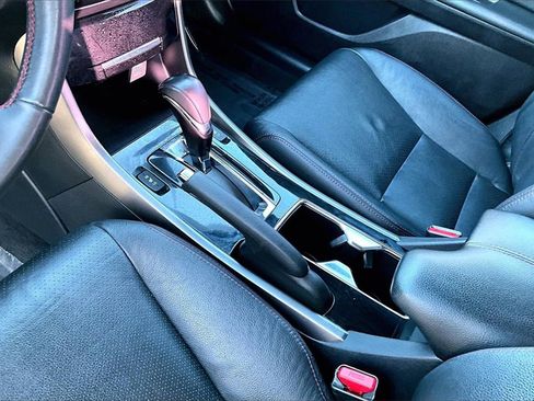 Used 2017 Honda Accord Sport Special Edition image 10